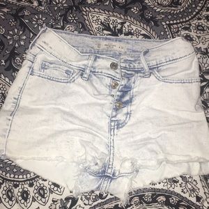 Acid Wash, high rise, jean shorts